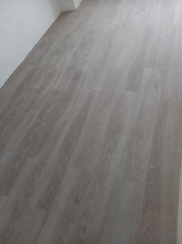 lepený vinyl bytové domy Brno, Bratislavská