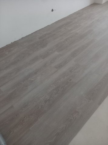 lepený vinyl bytové domy Brno, Bratislavská